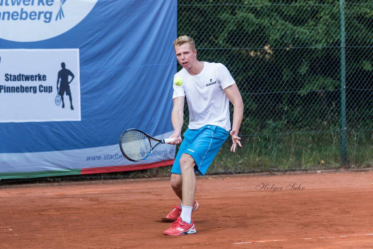 Bild 547 - Stadtwerke Pinneberg Cup Freitag